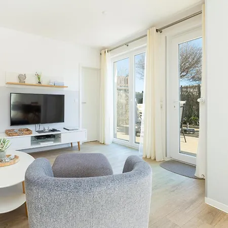 K1 - Strandhaus Koenigsberger Allee 8 - Feriendomizil Hollich * Grömitz