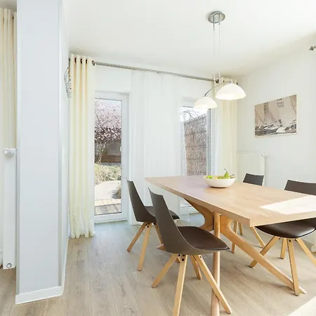 K1 - Strandhaus Koenigsberger Allee 8 - Feriendomizil Hollich Daire *