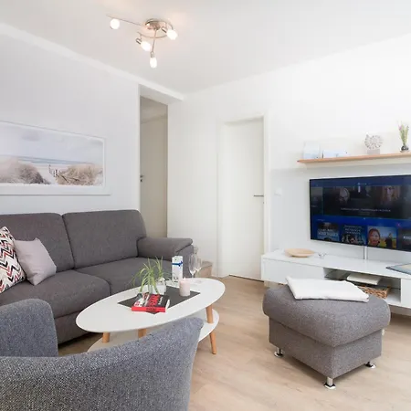 Daire K1 - Strandhaus Koenigsberger Allee 8 - Feriendomizil Hollich Grömitz